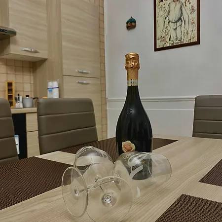 Dom wakacyjny Castellano House