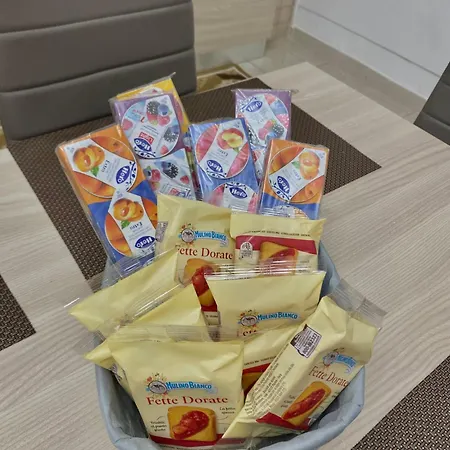 Castellano House * Neapol