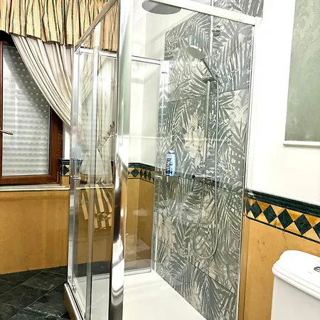 Dom wakacyjny Castellano House