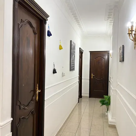 Dom wakacyjny Castellano House